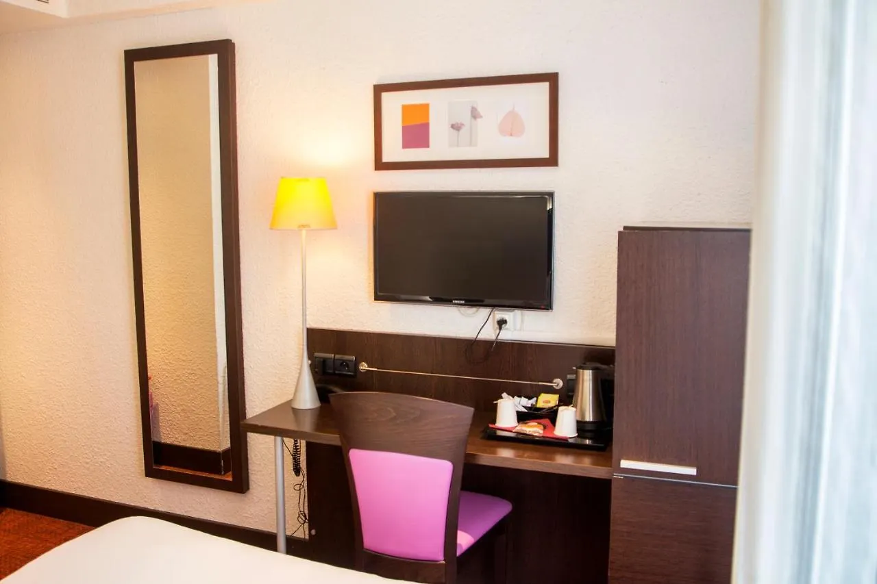 Otel 55 Montparnasse 3*