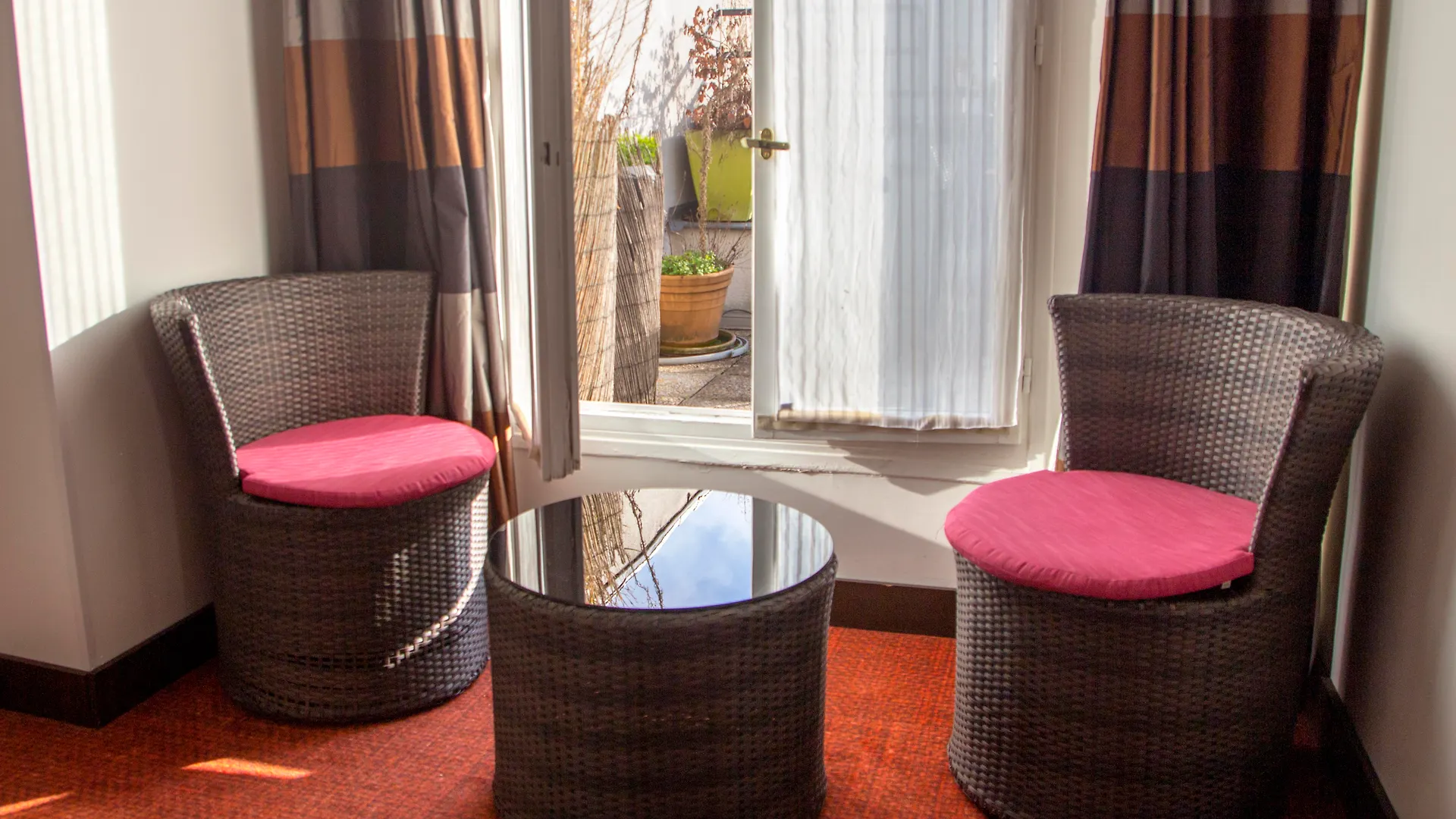 Hotel 55 Montparnasse 3*
