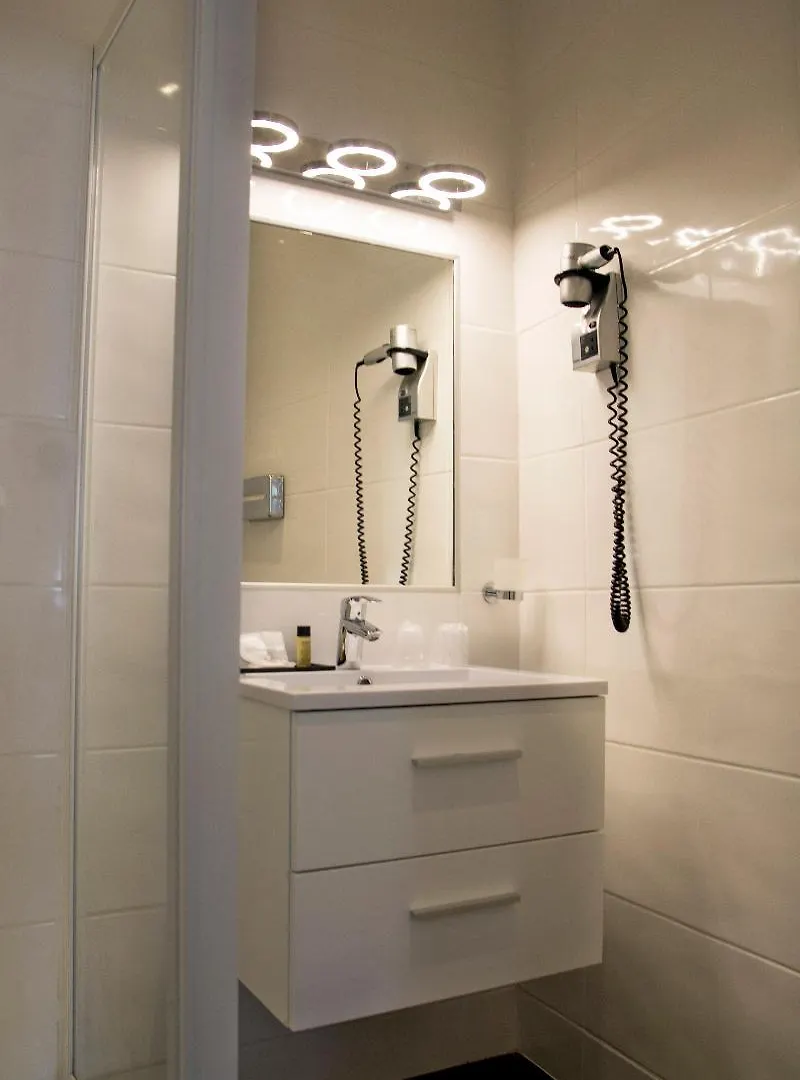 55 Montparnasse Hotel Paris